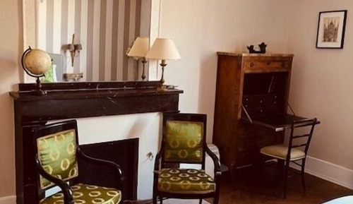 Deluxe Room (Hortense)