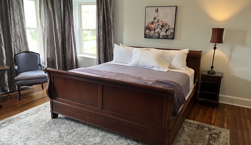 Superior Suite, Ensuite, River View (The Bennington)