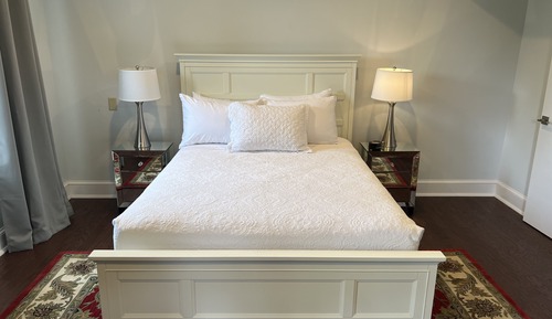 Suite, Ensuite, River View (The Grant)