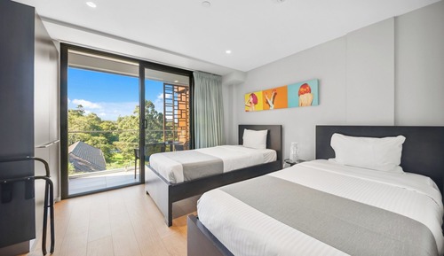 Deluxe Twin Studio with balcony