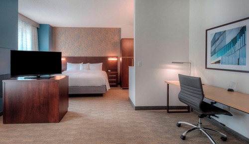 Studio Suite, 1 King Bed with Sofa bed, Kitchenette