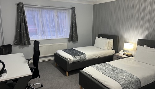 Standard Twin Room, Ensuite