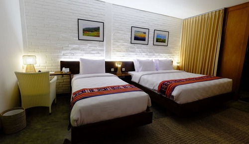 Triple Room, Pool View