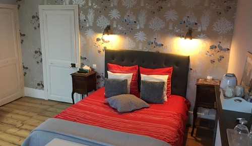 Premium Suite, 2 Bedrooms, Jetted Tub, Garden View