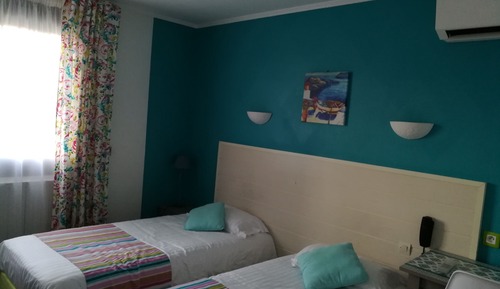 Standard Twin Room