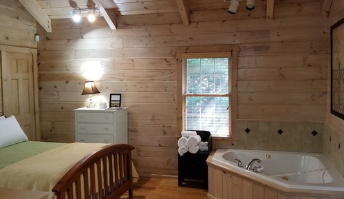 Cabin (301 Rest Stop)
