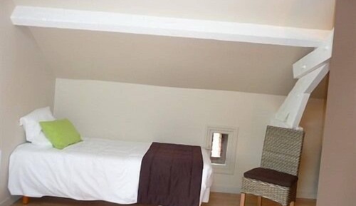 Suite, Private Bathroom