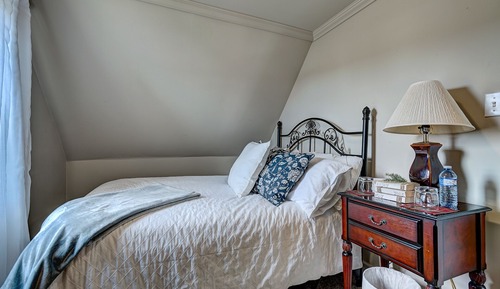 Comfort Room, 1 Double Bed (Reid)