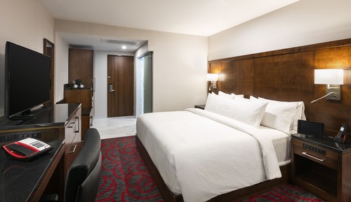 Premium Room, 1 King Bed