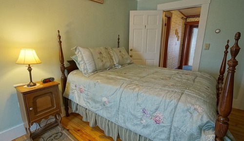 Standard Double Room, Ensuite (Bear Island Room #1 )