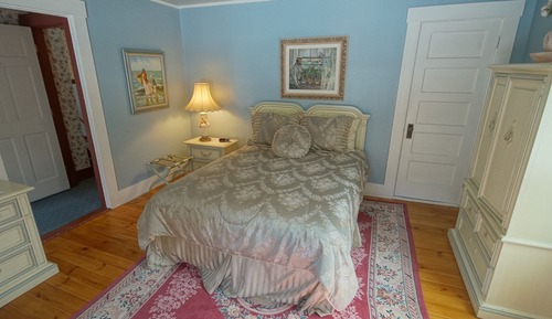 Superior Double Room, Ensuite (Governor's Island Room #3)