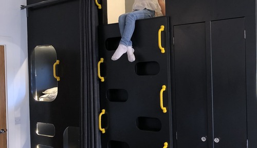 Deluxe Studio (Studio South)