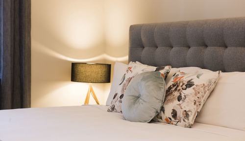 Suite 7 - King Suite