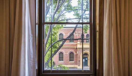 Suite 4 - Queen Suite