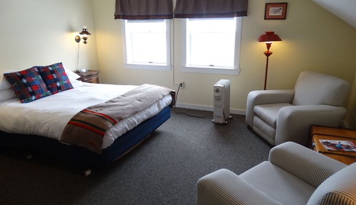 Room, Private Bathroom (Green Mountain)