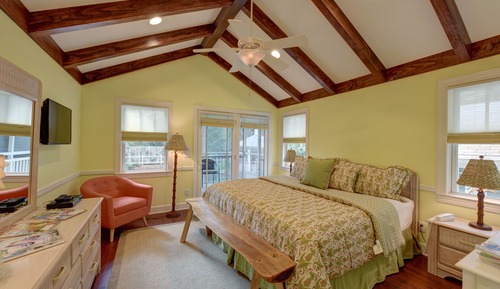 Basic Room, Private Bathroom (Palm Court)