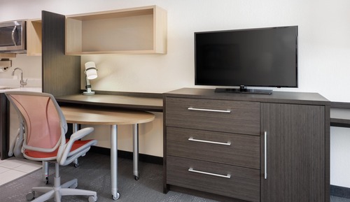 Studio Suite, 1 King Bed, Non Smoking