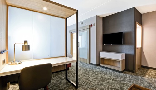 Suite, Multiple Beds, Roll-in Shower