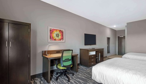 Suite, 1 King Bed, Non Smoking, Refrigerator & Microwave