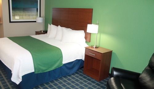 Standard Room, 1 King Bed