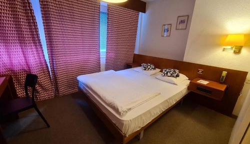 Classic Double Room