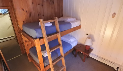 Basic Cabin, Multiple Beds, Mountain View, Mountainside