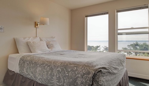 Oceanview Cottage, 2Bdrm Kitchen max4