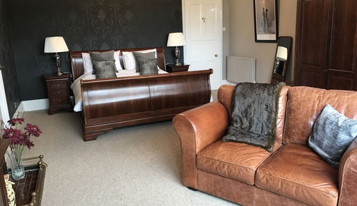 Double Room, Ensuite, Hill View (Premier Super King)