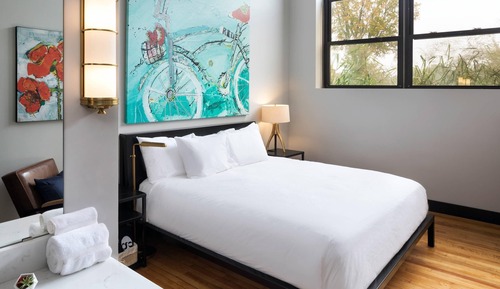 Standard Room, 1 King Bed, Non Smoking