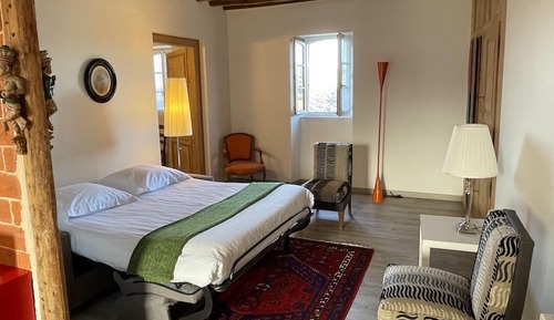 Suite - Bourgeois House (2nd floor)