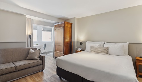 Junior Studio Suite