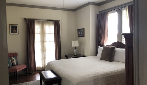 lower level King 1 bdroom #1