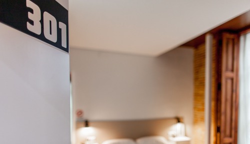 Deluxe Double Room (301)
