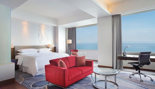 Suite, 1 King Bed, Sea View