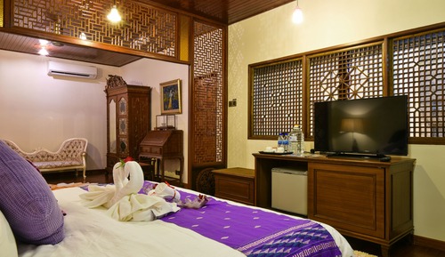 The Grand Boulevard Suite