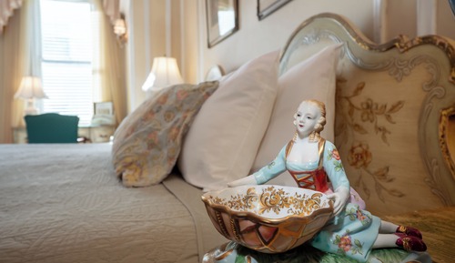 Deluxe Room, 1 King Bed (Grande Dame)