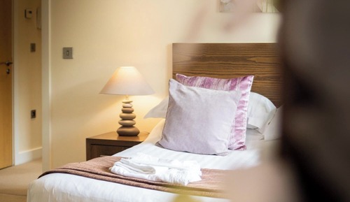 Classic Apartment, 3 Bedrooms, Balcony