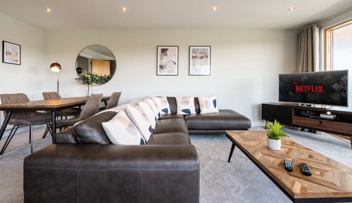 Penthouse, 2 Bedrooms, Park View