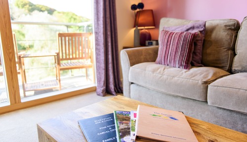 Luxury Apartment, 1 Bedroom, Accessible, Garden View