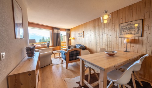 Superior Suite, 1 Bedroom, Balcony, Valley View (Balcony)