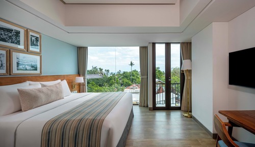 Executive Studio with Kitchenette