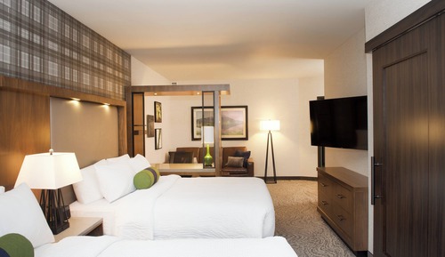 Suite, Multiple Beds