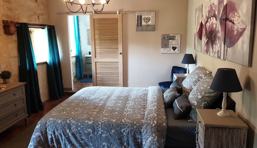 Superior Triple Room, Garden Area (St Emilion)