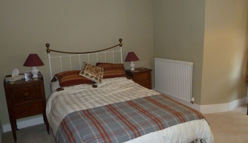 Luxury Double Room (Own Bathroom, Hall View)