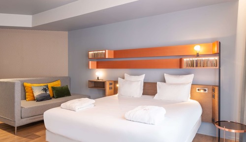 Junior Suite, Multiple Beds