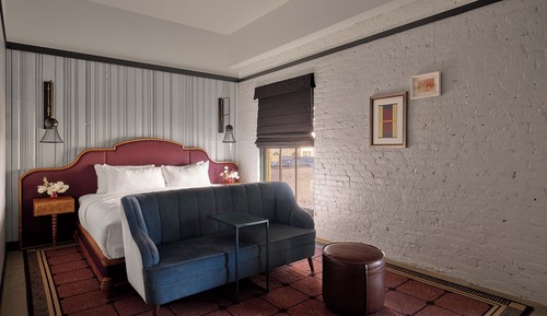 Deluxe King Room
