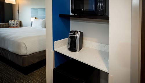 Standard Room, 1 King Bed