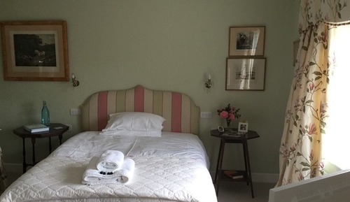 Superior Double Room, Private Bathroom, Garden View (Room 2)