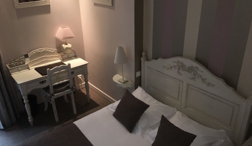 Classic Double Room