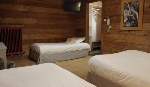 Economy Triple Room